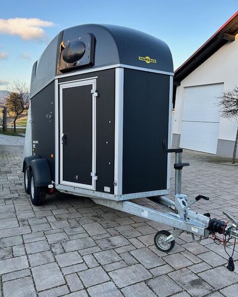 PFERDEANHÄNGER Humbaur Single ALU 1,5 + SATTELKAMMER